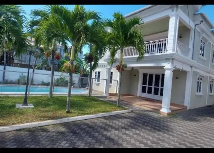 Villa Palmira 6 Suites Avec Piscine 5 Min A Pied De La Plage Pereybere